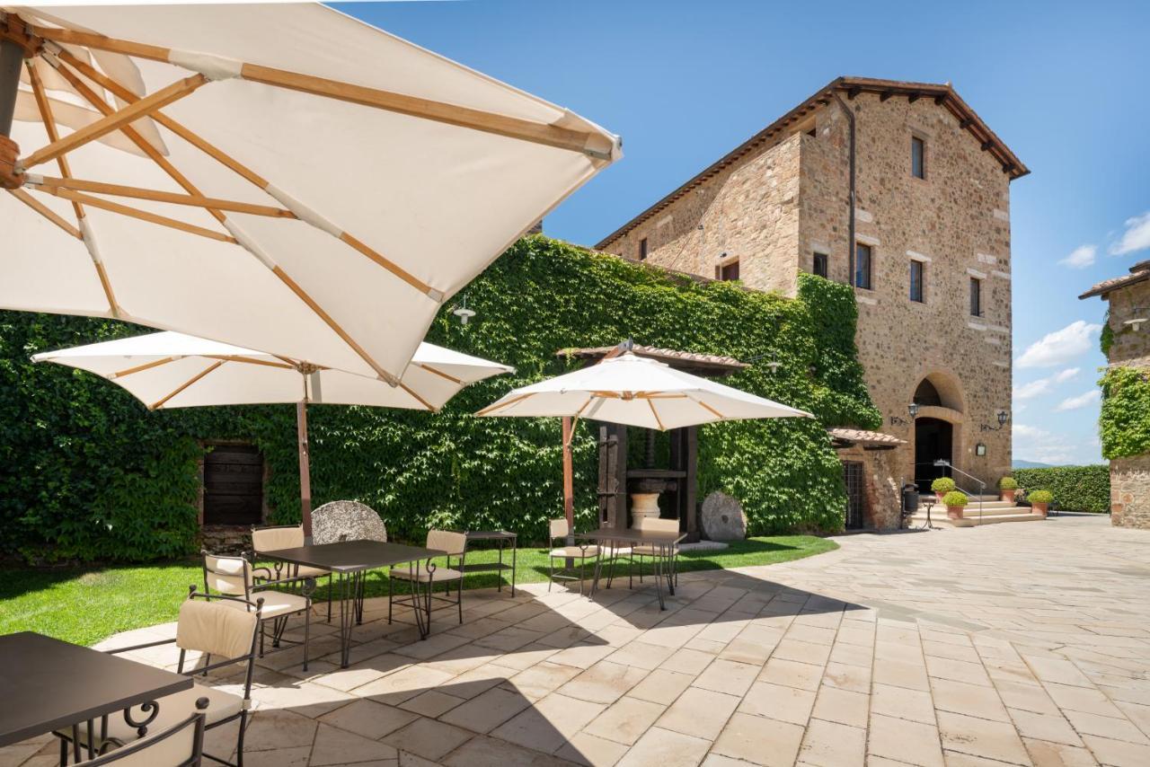 Castello Banfi - Il Borgo - Relais Et Chateaux Poggio alle Mura Экстерьер фото